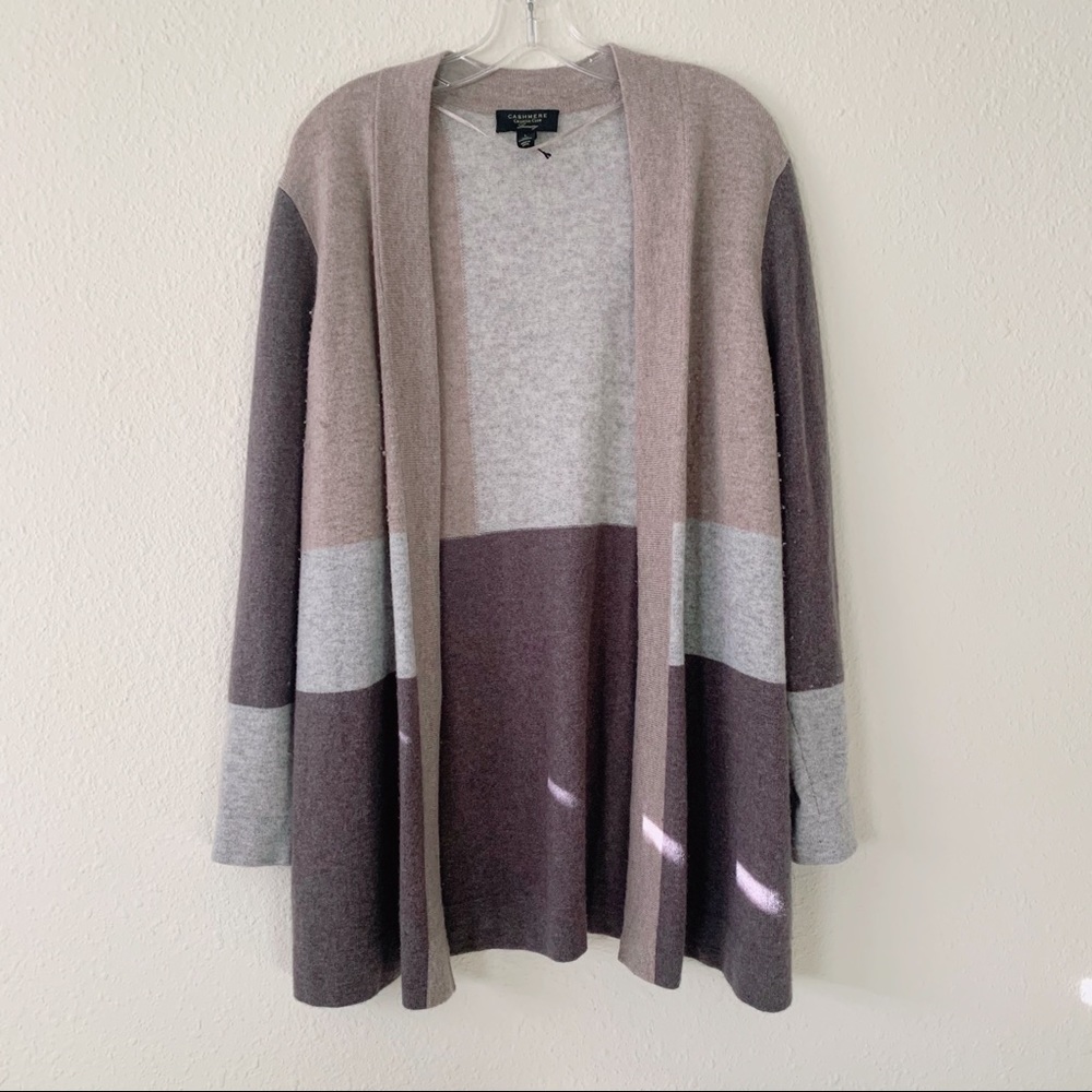 SOLD - Cashmere cardigan